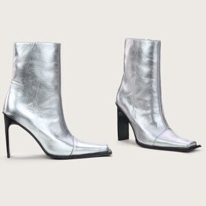 NWT Cult Gaia Dita Heeled Boots Sz 7 in Shiny Silver Metallic Leather Square Toe